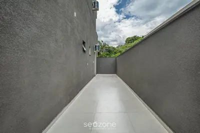 A planta de Casa c/ terraço e churrasq. a 850m do mar JSF0748