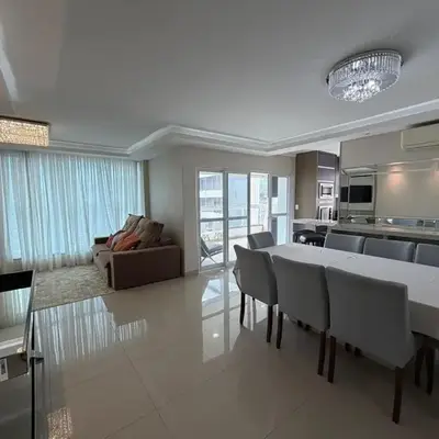 Apartamento 3 dormitórios Meia Praia SC