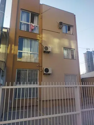 O edifício onde o apartamento está situado