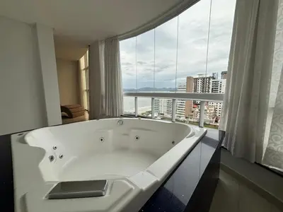 A planta de Duplex Exclusivo com Hidro, Churrasqueira Privativa e 4 Suítes