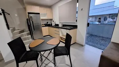 A cozinha ou kitchenette de Residencial da Vila Apartamento 1