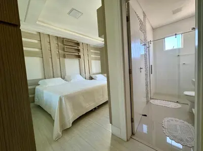 Uma casa de banho em Cobertura Duplex com Banheira