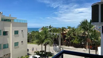 Uma vista do mar geral ou uma vista do mar a partir do apartamento