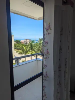 Uma varanda ou terraço em Apartamento vista para o mar - Praia do Mariscal