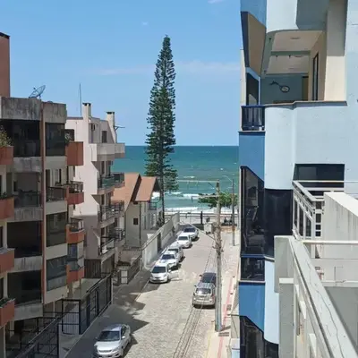 Apartamento Em Itapema Quadra Mar Com 3 Quartos Para Locação De Temporada