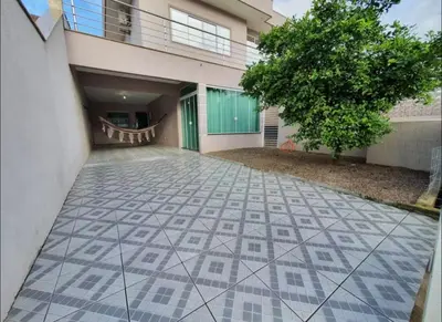 O edifício onde a casa de férias está situado