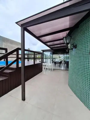 Uma varanda ou terraço em Apartamento do Sol - Cobertura Piscina privativa, 4 quartos, 220m da praia no centro de Bombinhas