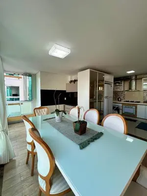 A cozinha ou kitchenette de Luxurious Apartment, 3 en-suites, spacious, Itapema