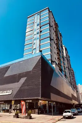 O edifício onde o apartamento está situado