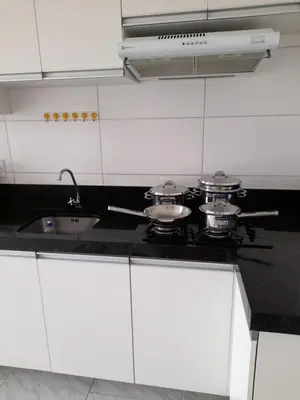 A cozinha ou kitchenette de Apto em Tijucas compartilhado