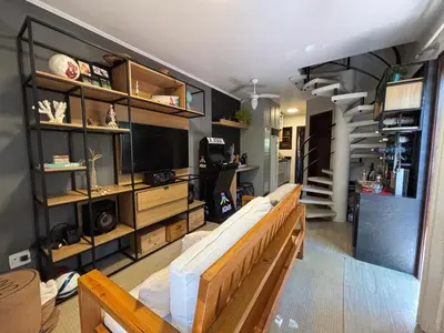 A cozinha ou kitchenette de Casa pé na areia em condomínio com piscina