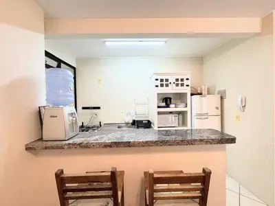 A cozinha ou kitchenette de Seu Refúgio em Bombinhas Conforto e Vista do Mar