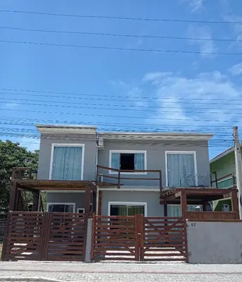 O edifício onde o apartamento está situado