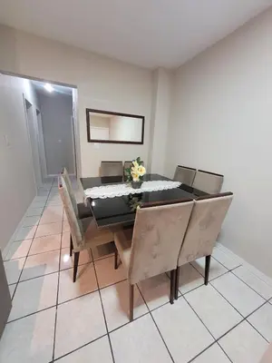 A planta de O apt perfeito p suas férias, poucos passos do mar