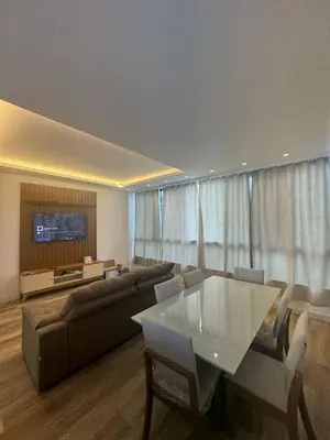 Uma televisão e/ou sistema de entretenimento em Black House
