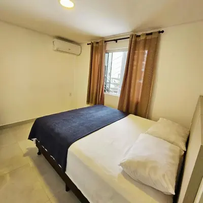 A planta de Apartamento 2 Quartos no Centro, Perto da Praia