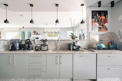 A cozinha ou kitchenette de Refúgio dos Mares - Beira-Mar Balneário Perequê