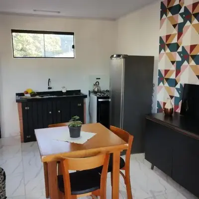 Apto para até 4 pessoas em BC