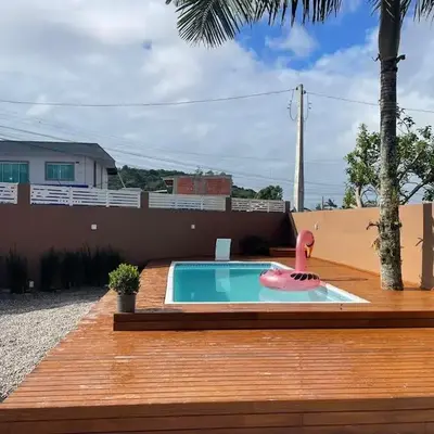 Casa com piscina em Bombinhas - SC