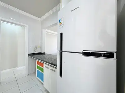A cozinha ou kitchenette de Apartamento vista mar - Praia de Bombas