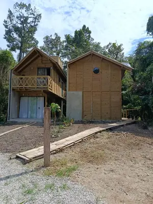 O edifício onde o apartamento está situado