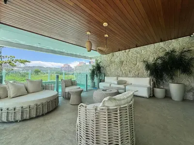 A planta de One Paraíso - Apto com terraço a apenas 2 minutos do mar na Praia de Palmas