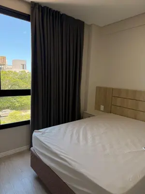 Uma cama ou camas num quarto em Cobertura 3 suítes a 380m Mariscal