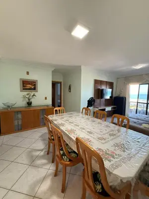 A cozinha ou kitchenette de Cobertura Mariscal a 100m Mar