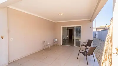 Uma varanda ou terraço em Sobrado B 3 quartos Canto Grande