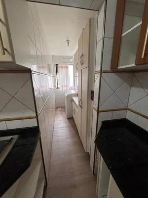 Uma cama ou camas num quarto em Apartamento 50m do mar