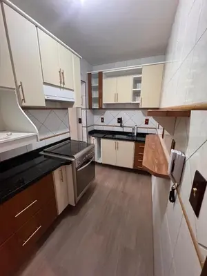 A cozinha ou kitchenette de Apartamento 50m do mar