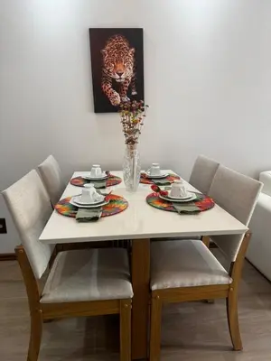 Uma área de estar em Apartamento 50m do mar