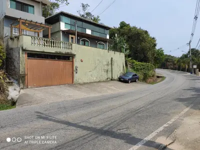 A vizinhança circundante ou próxima do quarto em acomodação particular