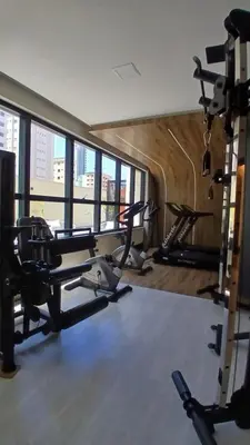 O centro de fitness e/ou as comodidades de fitness de Flat Itapema