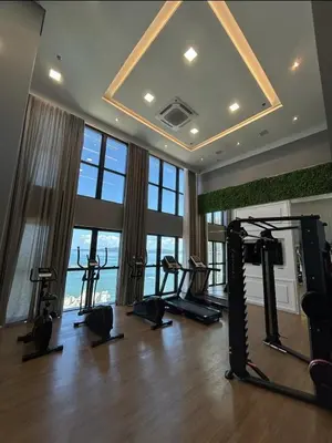 O centro de fitness e/ou as comodidades de fitness de Flats em ótima localização