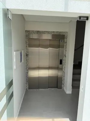A planta de Apartamento Carlos Daniela