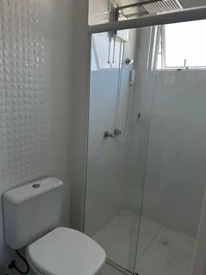 Uma casa de banho em Bela Vista em Itapema, Santa Catarina