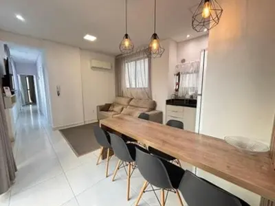 A cozinha ou kitchenette de AP Completo em Meia Praia – Fácil Acesso e Garagem