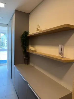 A planta de Apartamento 600mt da praia vista mar