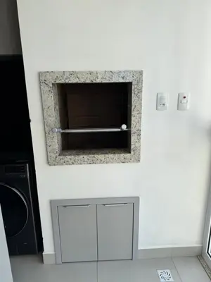 A planta de Apartamento 600mt da praia vista mar