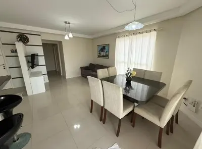 A cozinha ou kitchenette de Cobertura 3 suítes Praia de Bombas com vista