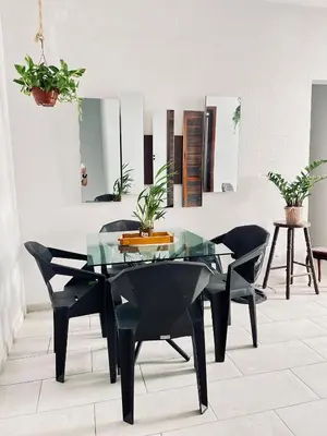 A planta de Quarto privativo CASAL duplo em hostel pe na areia- BC