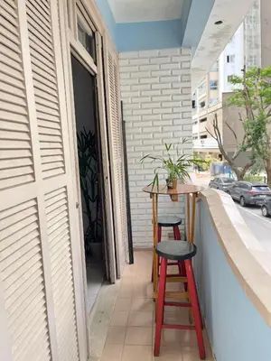 A planta de Quarto privativo CASAL duplo em hostel pe na areia- BC