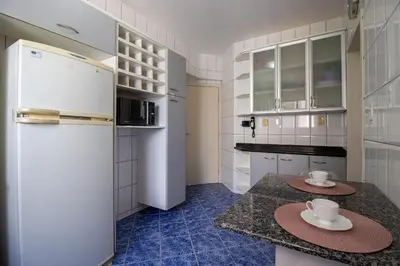 A cozinha ou kitchenette de WIL81 - Frente para o mar; 3 Suítes, 2 Garagens