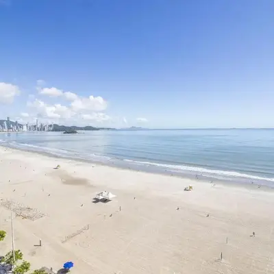 WIL81 - Frente para o mar; 3 Suítes