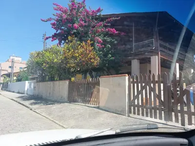 O edifício onde a casa de férias está situado