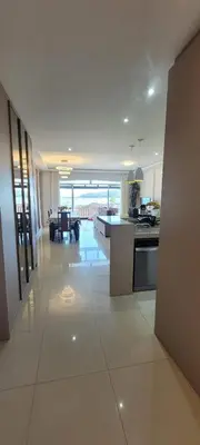 A cozinha ou kitchenette de Apartamento frente Mar no Centro de Porto Belo