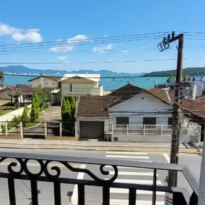 Apartamento frente Mar no Centro de Porto Belo