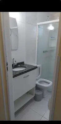 Uma casa de banho em Residencial Villa Toscana - Apartamento Bombas 100M da Praia