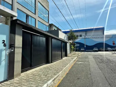 O edifício onde o apartamento está situado